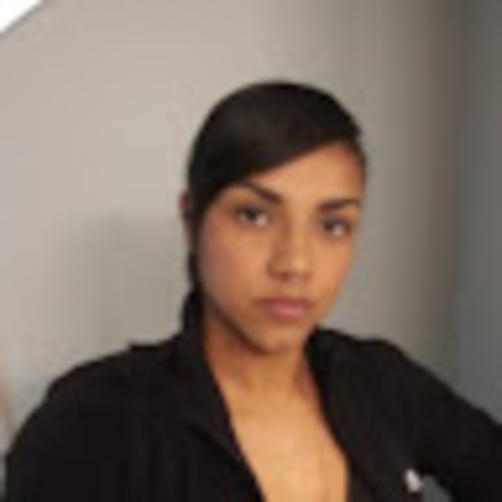 Meet your Posher, Roslyn